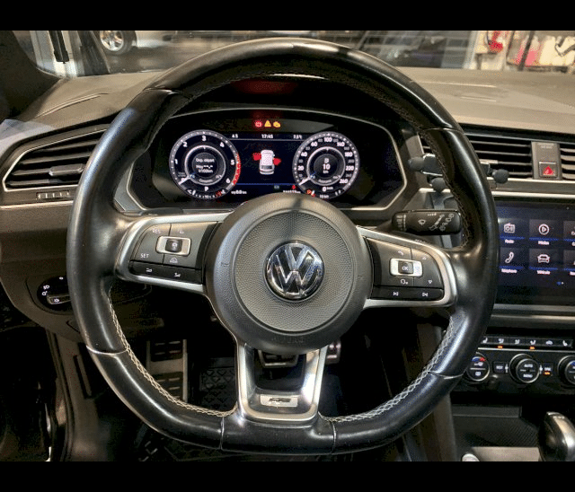 Volkswagen Volkswagen Tiguan II 2.0 TDI 190ch Carat 4Motion DSG7