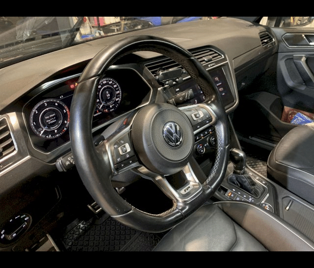 Volkswagen Volkswagen Tiguan II 2.0 TDI 190ch Carat 4Motion DSG7