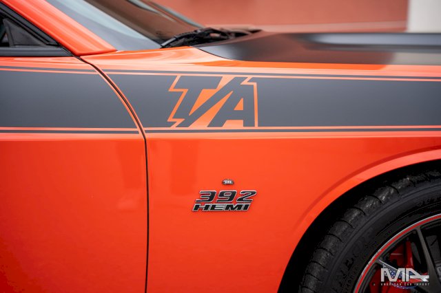 Dodge Challenger 6.4 V8 SRT Clean Carfax Malus inclus