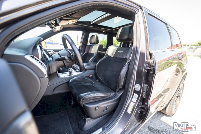 Jeep Grand Cherokee 6.4 V8 SRT / ORIGINE FRANCE BVA 8