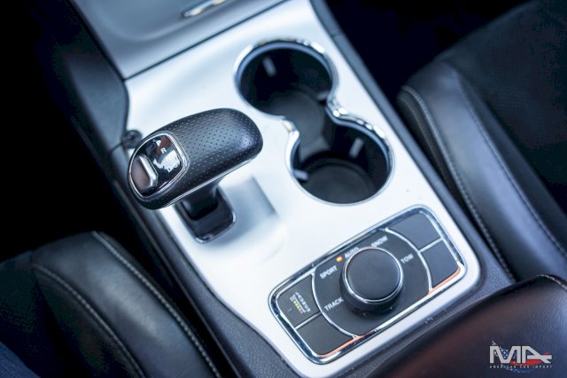 Jeep Grand Cherokee 6.4 V8 SRT / ORIGINE FRANCE BVA 8
