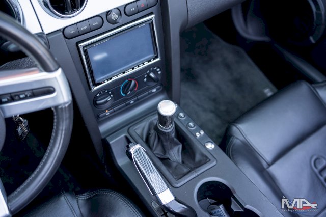 Ford MUSTANG GT SALEEN 4.6 V8 / S281 