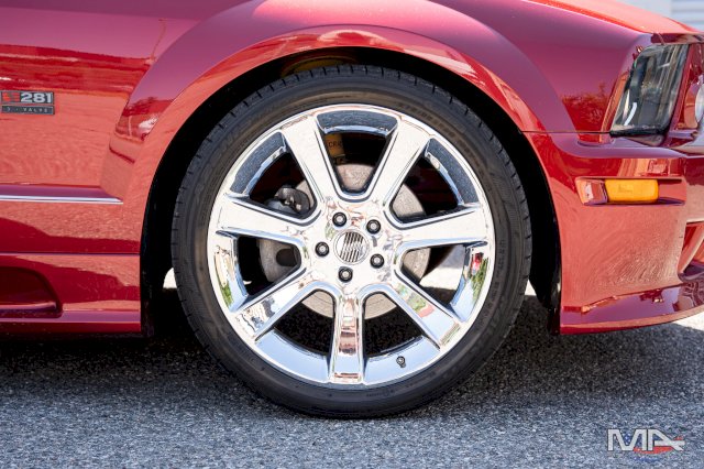 Ford MUSTANG GT SALEEN 4.6 V8 / S281 
