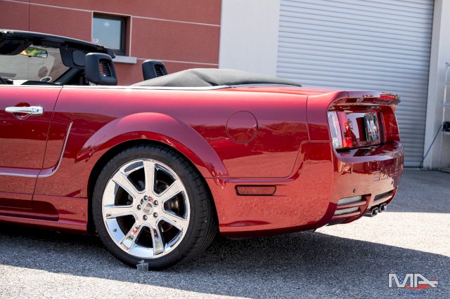 Ford MUSTANG GT SALEEN 4.6 V8 / S281 