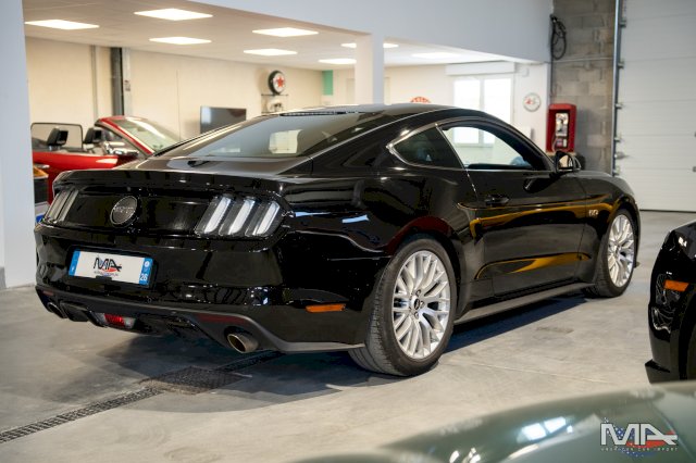 Ford MUSTANG GT V8 5.0 / BVM / en stock malus inclus
