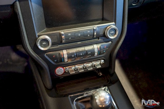 Ford MUSTANG GT V8 5.0 / BVM / en stock malus inclus
