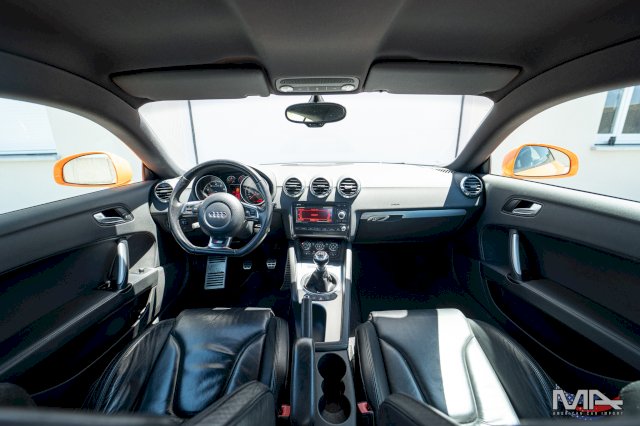 Audi TT 2.0 TFSI / orange Magma BVM 