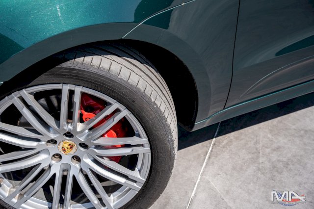 Porsche Macan Turbo 3.6 V6 400 ch PDK - Couleur rare