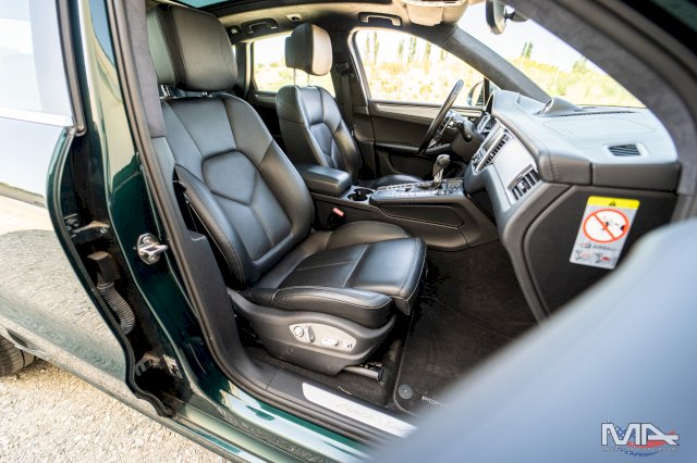 Porsche Macan Turbo 3.6 V6 400 ch PDK - Couleur rare
