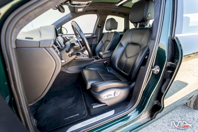 Porsche Macan Turbo 3.6 V6 400 ch PDK - Couleur rare