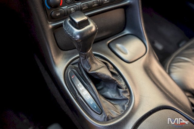 Chevrolet CORVETTE C5 Coupé / HUD / Euro specs