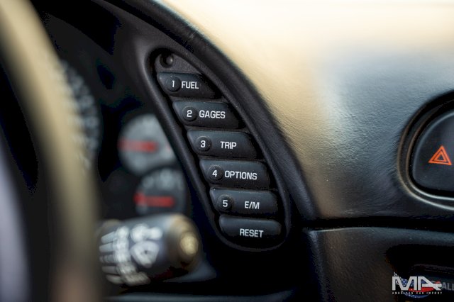 Chevrolet CORVETTE C5 Coupé / HUD / Euro specs