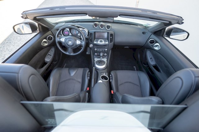 Nissan 370Z Roadster Pack / dernier Facelift