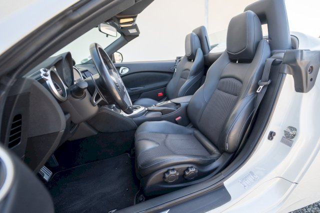 Nissan 370Z Roadster Pack / dernier Facelift