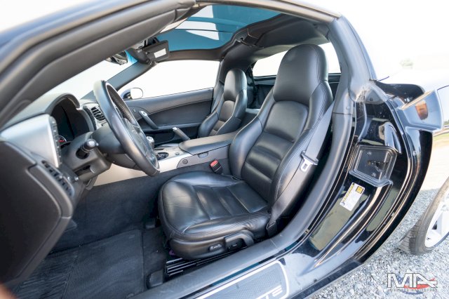 Chevrolet CORVETTE C6 Targa LS2 BVM / Européenne
