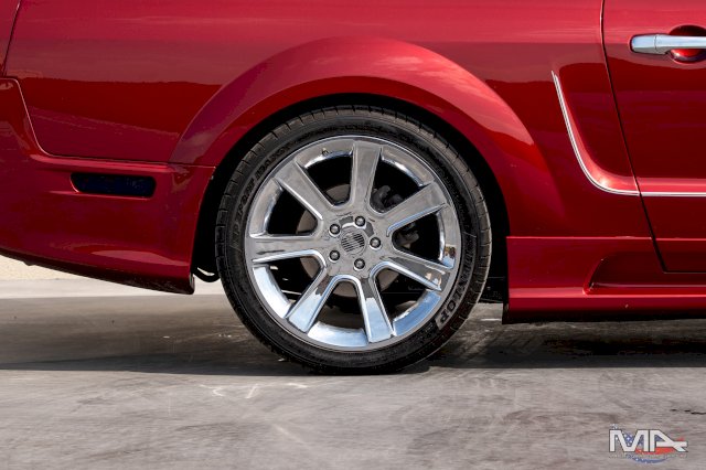 Ford MUSTANG GT SALEEN 4.6 V8 / S281 