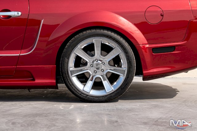 Ford MUSTANG GT SALEEN 4.6 V8 / S281 