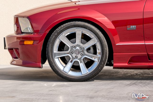 Ford MUSTANG GT SALEEN 4.6 V8 / S281 