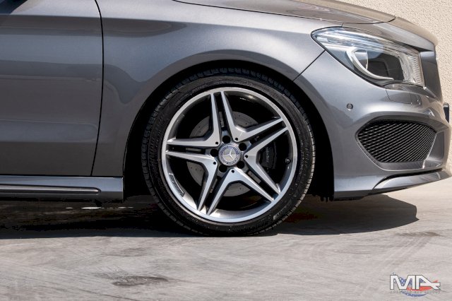 Mercedes-Benz CLA 250 Coupé Amg Line - Faible KMS