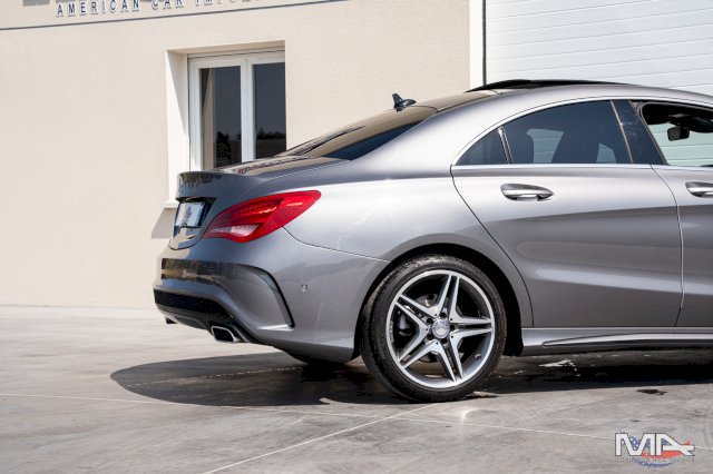 Mercedes-Benz CLA 250 Coupé Amg Line - Faible KMS