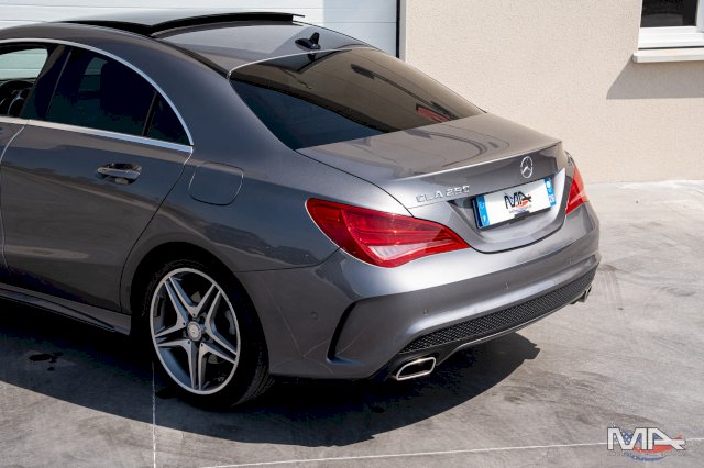 Mercedes-Benz CLA 250 Coupé Amg Line - Faible KMS