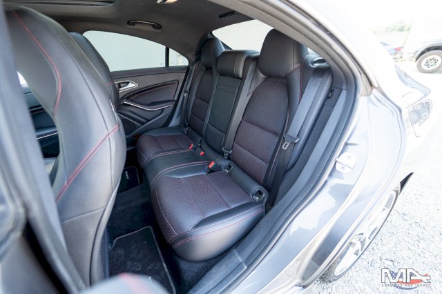 Mercedes-Benz CLA 250 Coupé Amg Line - Faible KMS