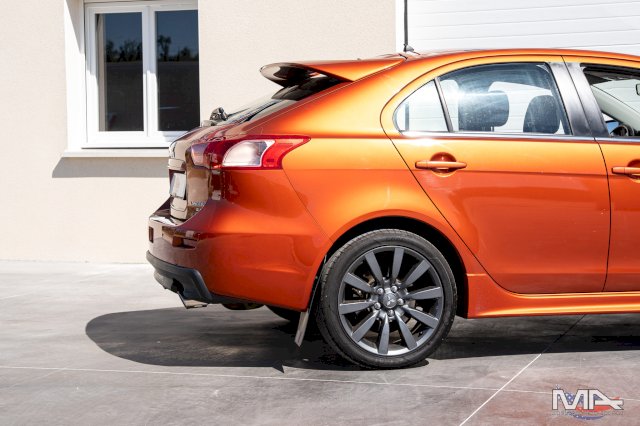Mitsubishi Lancer 2.0 Turbo Ralliart 4WD 240ch