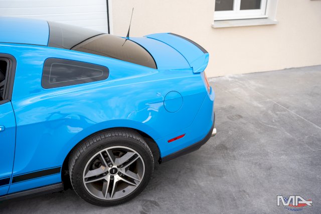 Ford Mustang Fastback GT 4.6 V8 Grabber Blue 
