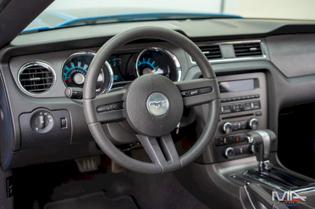 Ford Mustang Fastback GT 4.6 V8 Grabber Blue 