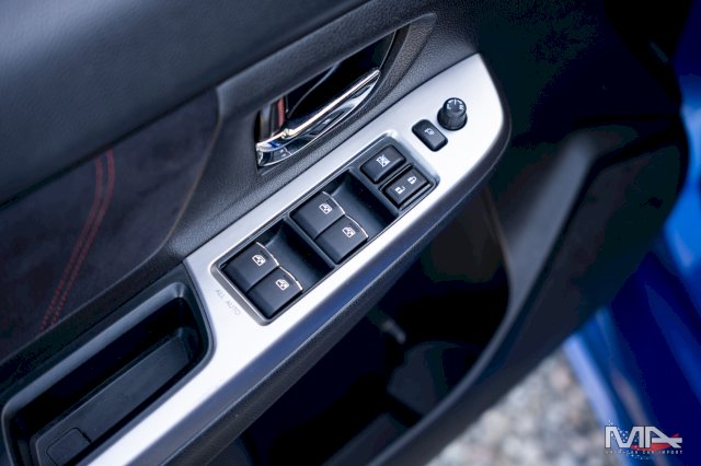 Subaru WRX STI WRX STI 12 300CH 2.5 TURBO 