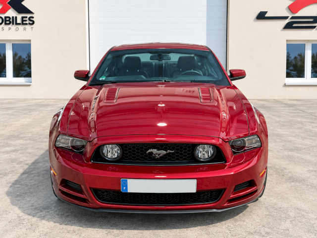 Ford Mustang Fastback GT 5.0 V8 420