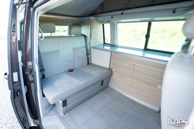 Volkswagen T5 California 2.0 TDI 180 - 1ere Main