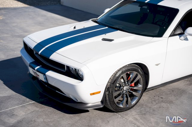 Dodge Challenger SRT8 6.4 V8