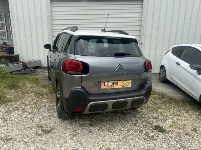 Citroen Citroën C3 Aircross 1,2 110CV / SHINE