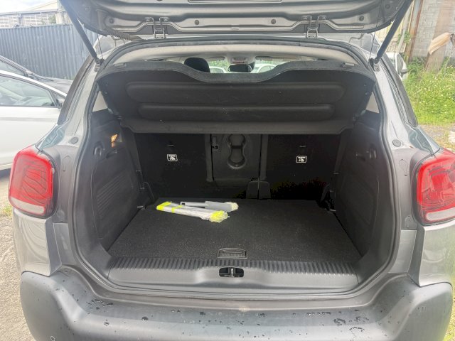 Citroen Citroën C3 Aircross 1,2 110CV / SHINE