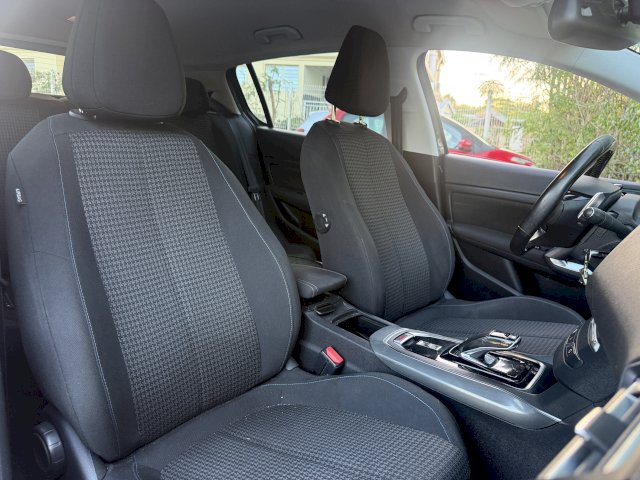 Peugeot Peugeot 308 1,2 130CV / BOITE AUTO 