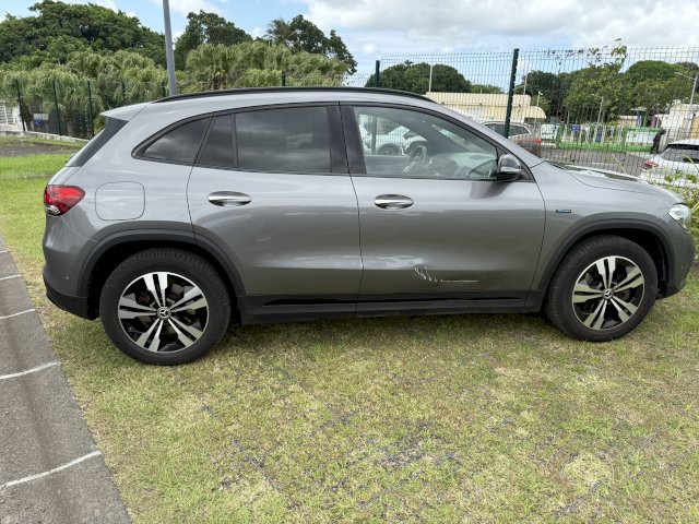Mercedes-Benz Mercedes-Benz Classe GLA GLA 250 E / AMG LINE