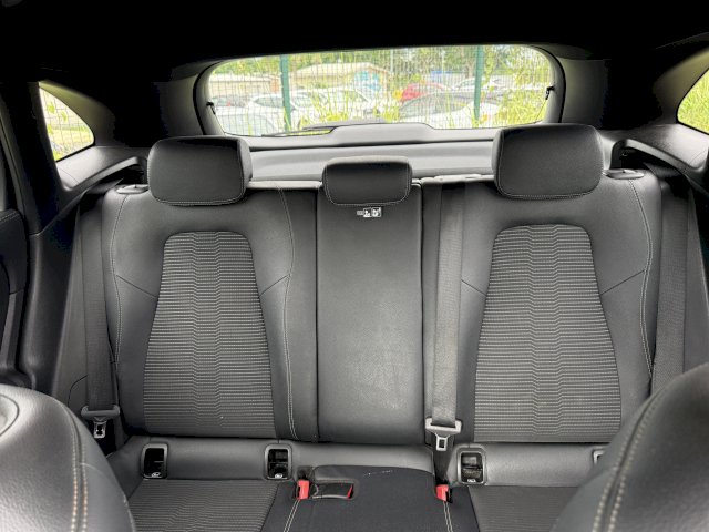 Mercedes-Benz Mercedes-Benz Classe GLA GLA 250 E / AMG LINE