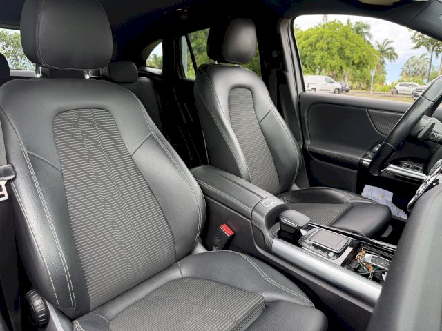 Mercedes-Benz Mercedes-Benz Classe GLA GLA 250 E / AMG LINE