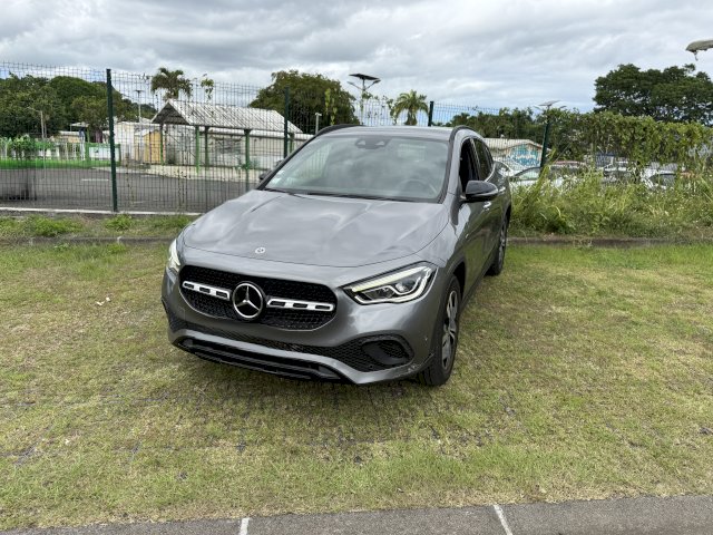 Mercedes-Benz Mercedes-Benz Classe GLA GLA 250 E / AMG LINE