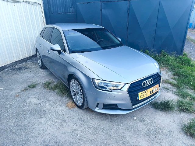 Audi Audi A3 TFSI 116cv | Boite automatique