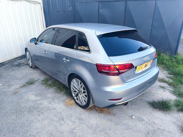 Audi Audi A3 TFSI 116cv | Boite automatique