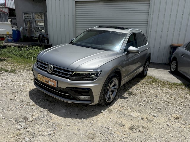 Volkswagen Volkswagen Tiguan 1,5 150CV / R LINE / BOITE AUTO