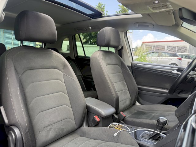Volkswagen Volkswagen Tiguan 1,5 150CV / R LINE / BOITE AUTO