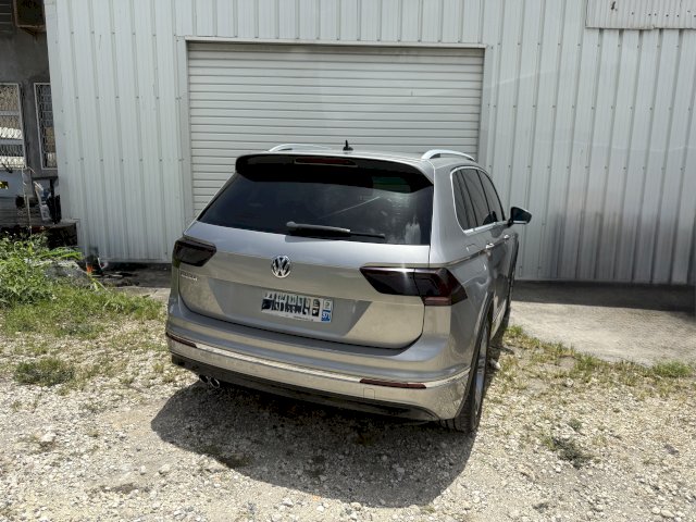 Volkswagen Volkswagen Tiguan 1,5 150CV / R LINE / BOITE AUTO