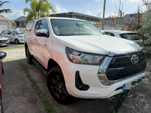 Toyota Toyota Hilux 2,4 150CV / DIESEL / BOITE AUTO 