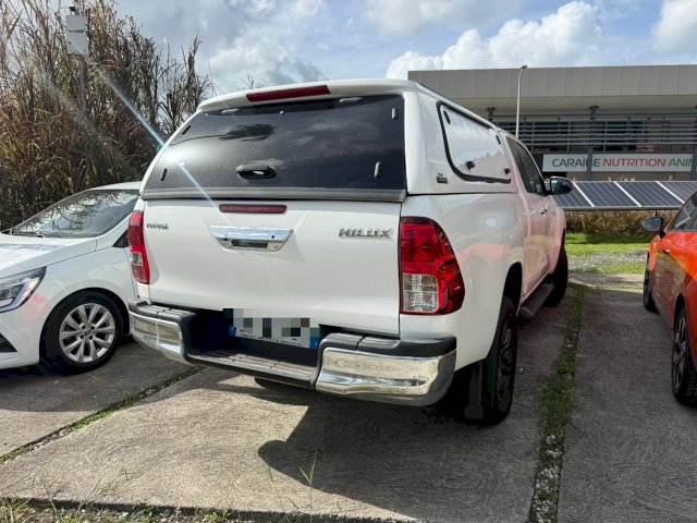 Toyota Toyota Hilux 2,4 150CV / DIESEL / BOITE AUTO 