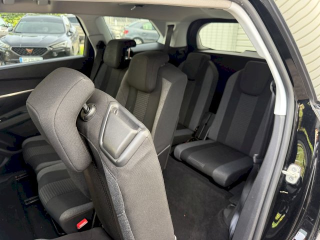 Peugeot Peugeot 5008 130cv |7 places | boite automatique