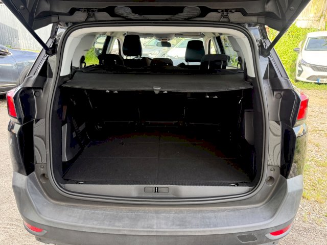 Peugeot Peugeot 5008 130cv |7 places | boite automatique