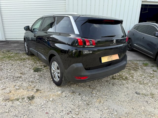 Peugeot Peugeot 5008 130cv |7 places | boite automatique
